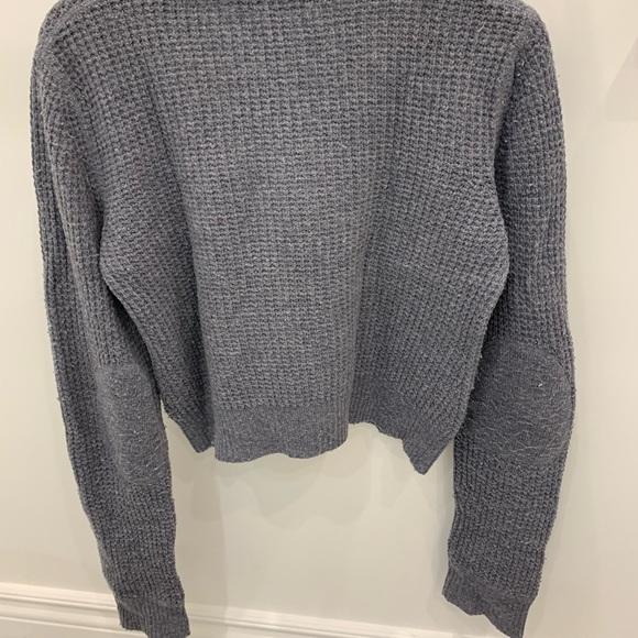 Grey knit sweater - Picture 2 of 5